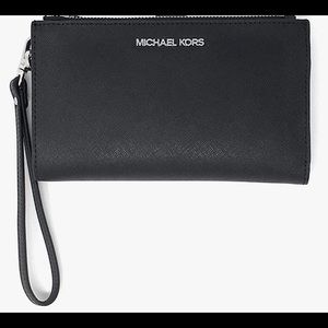 Michael Kors Jet Set Travel Double Zip Wristlet